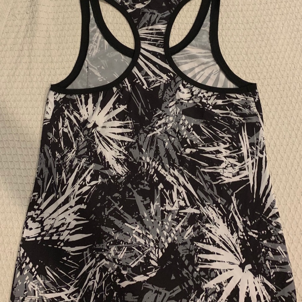 2 for $15 Fabletics Racerback Tank - Picture 4 of 4